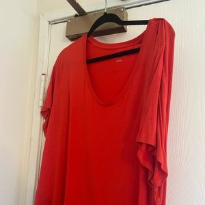 Red tee